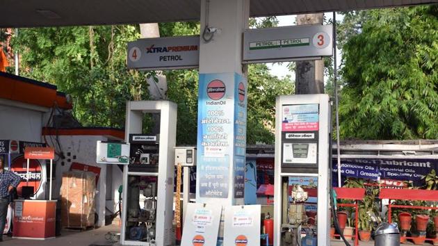 There is a huge difference in the strike rate of raids by oil companies and those by STF. (HT File Photo) There is a huge difference in the strike rate of raids by oil companies and those by STF. (HT File Photo)