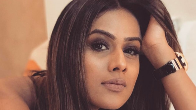 Actor Nia Sharma says that she was quite nervous while shooting for the lesbian kissing scene.(Instagram/ niasharma90)
