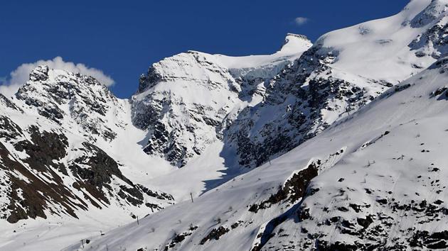 A picture taken from Bonneval-sur-Arc shows the Greffier pass in the Albaron area in the French Alps. (AFP Photo) A picture taken from Bonneval-sur-Arc shows the Greffier pass in the Albaron area in the French Alps. (AFP Photo)