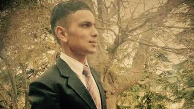 Army officer Ummer Fayaz’s body was found in Shopian, where he had gone to attend a wedding.(HT Photo) Army officer Ummer Fayaz’s body was found in Shopian, where he had gone to attend a wedding.(HT Photo)