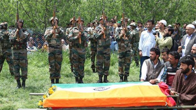 The killing of Lt Ummer Fayaz, a resident of Kulgam in south Kashmir, the hotbed of militancy, is the latest in a string of attacks on security forces in the border state where militants have stepped up the offensive as violent street protests rock the Valley.(Indian Army)