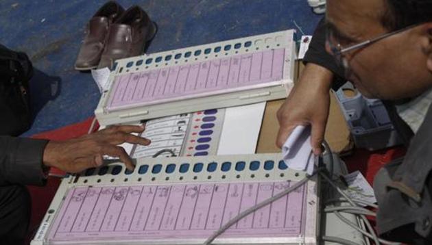 As Congress says doubts on integrity of EVMs should be erased by the election commission, Congress leader Tehseen Poonawal announced plan to hold a press meet where he will raise questions about the reliability of EVMs and ‘provide proofs’. (HT FILE) As Congress says doubts on integrity of EVMs should be erased by the election commission, Congress leader Tehseen Poonawal announced plan to hold a press meet where he will raise questions about the reliability of EVMs and ‘provide proofs’. (HT FILE)