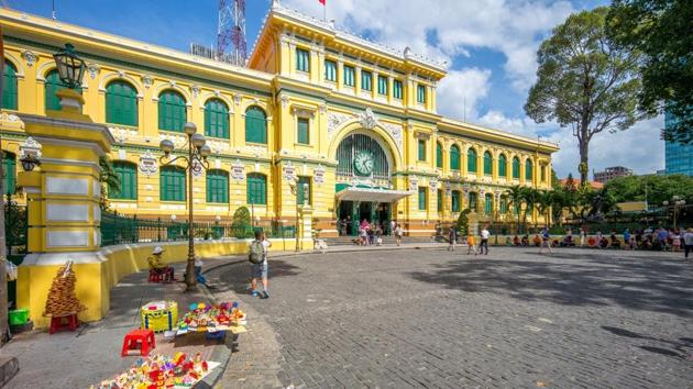 Locals are concerned the demolition of Ho Chi Minh City’s famed French architectural gems, such as the Saigon Central Post Office (in picture), will render the city indistinguishable from other Asian megalopolises. (Shutterstock) Locals are concerned the demolition of Ho Chi Minh City’s famed French architectural gems, such as the Saigon Central Post Office (in picture), will render the city indistinguishable from other Asian megalopolises. (Shutterstock)