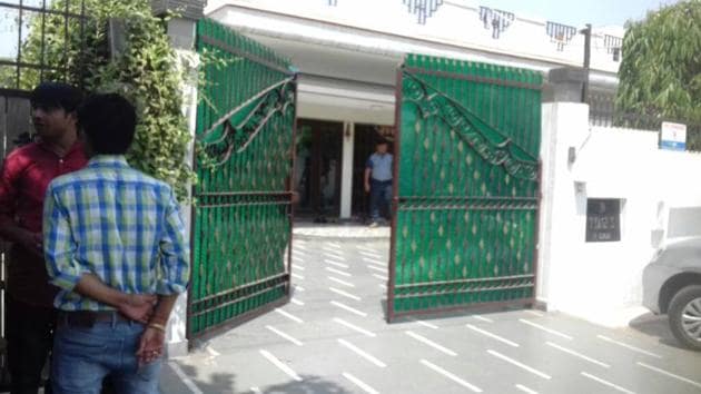Father of UP cadre IPS Sanjeev Tyagi was found with gunshot in his head at his Ghaziabad residence (above) on Thursday morning. (HT Photo) Father of UP cadre IPS Sanjeev Tyagi was found with gunshot in his head at his Ghaziabad residence (above) on Thursday morning. (HT Photo)