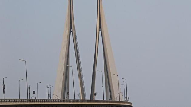 The bridge weighs 6.7L tonnes — 50,000 African elephants (Satyabrata Tripathy/HT PHOTO)