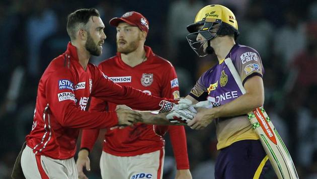 Kings XI Punjab captain Glenn Maxwell shakes hands with Chris Woakes of the Kolkata Knight Riders at the Punjab Cricket Association Stadium in Mohali on May 9. Kings XI Punjab beat Kolkata Knight Riders by 14 runs in their IPL 2017 encounter.(BCCI)