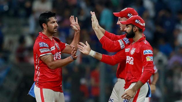 Mohit Sharma held his nerve in the final over to hand Kings XI Punjab a seven-run win in the IPL 2017 match against Mumbai Indians at the Wankhede Stadium in Mumbai. Get highlights of Mumbai Indians vs Kings XI Punjab here.(BCCI)