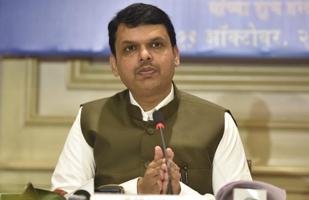 Chief minister Devendra Fadnavis has directed five state government undertakings to contribute Rs1,000 crore each to the cash-strapped Maharashtra State Road Development Corporation (MSRDC), which is building the project.(HT photo)