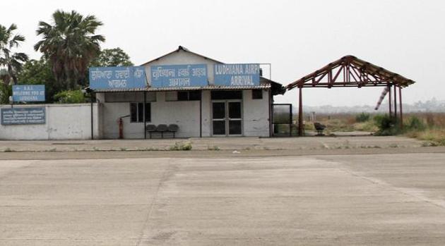 The Sahnewal airport, which has a runaway of 1,463 metres and is feasible for a 42-seater aircraft take-off, has turned into a white elephant.(HT Photo)