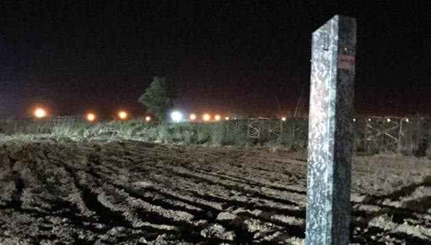 Laser walls which have been installed along the Samba sector border on the Jammu Frontier to check infiltrations. (HT Photo) Laser walls which have been installed along the Samba sector border on the Jammu Frontier to check infiltrations. (HT Photo)