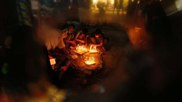 Muslim Shiites light candles during the Shaabaniya ceremony commemorating the birth of Imam al-Mahdi, the 12th holiest figure for Shiite Muslims, in the central Iraqi city of Karbala. Mahdi is the 12th Imam who disappeared in the ninth century and Shiites believe that he will appear before the end of time to establish justice and true Islam in the world. Iraqi Shiite Muslim worshippers pray at the shrine of Imam celebrate the annual festival of Shaabaniya pray at the marking the birth of Imam al-Mahdi, revered by Shiites as the coming Messiah. (Mohammed SAWAF / AFP)