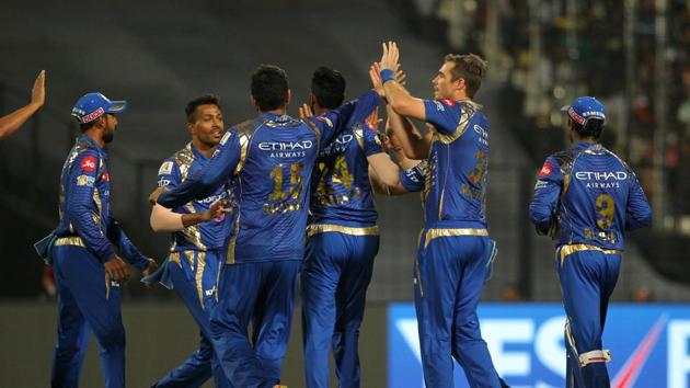 KKR got off to a bad start as Tim Southee removed Sunil Narine for a 0 as MI started brightly. (BCCI)