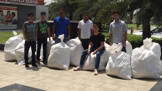The team of Clothes Box Foundation with the lot of warm clothes. The team of Clothes Box Foundation with the lot of warm clothes.