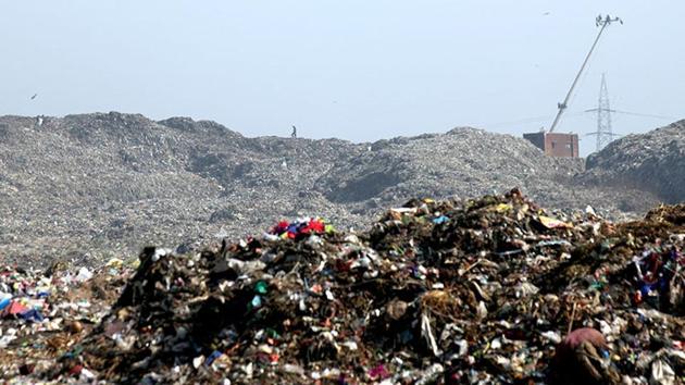 The overburdened Deonar dumping ground.