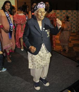 101-year-old Maan Kaur during an event celebrating Mother’s Day at JW Marriott in Sector 35, Chandigarh. (Karun Sharma/HT Photo) 
