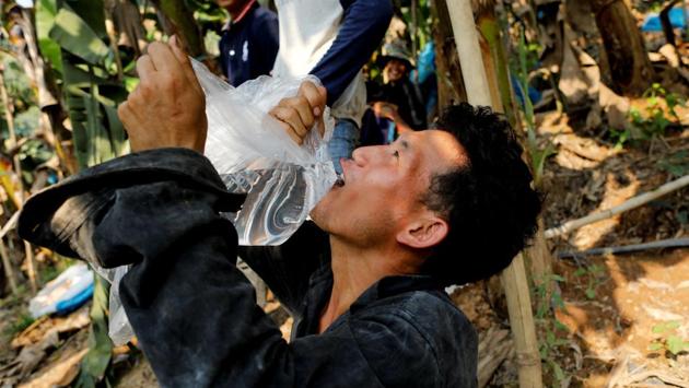 Most pesticides come from China or Thailand and bear instructions and warnings in those countries’ languages, Reuters learned. Even if the labeling was Lao, some Hmong and Khmu are illiterate and can’t understand it. (Jorge Silva / REUTERS) Most pesticides come from China or Thailand and bear instructions and warnings in those countries’ languages, Reuters learned. Even if the labeling was Lao, some Hmong and Khmu are illiterate and can’t understand it. (Jorge Silva / REUTERS)