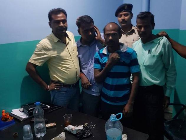 Four men were caught consuming liquor in the operation theatre of a private nursing home in Patna on Sunday. (HT photo) Four men were caught consuming liquor in the operation theatre of a private nursing home in Patna on Sunday. (HT photo)