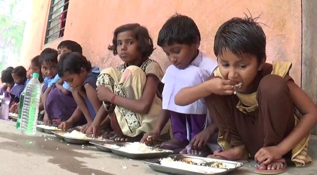 Children having midday meal at a primary school in Bihar’s Araria district. (HT file photo) Children having midday meal at a primary school in Bihar’s Araria district. (HT file photo)