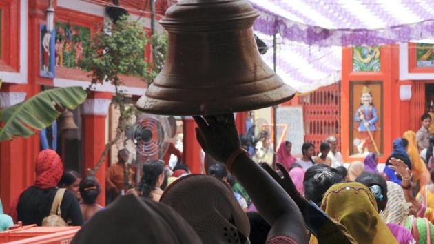 Inside the temples, fragrance of agarbattis and the serene air that accompanies religious festivities instilled a positive feeling among the devout. (Subhankar Chakraborty/HT PHOTO) 