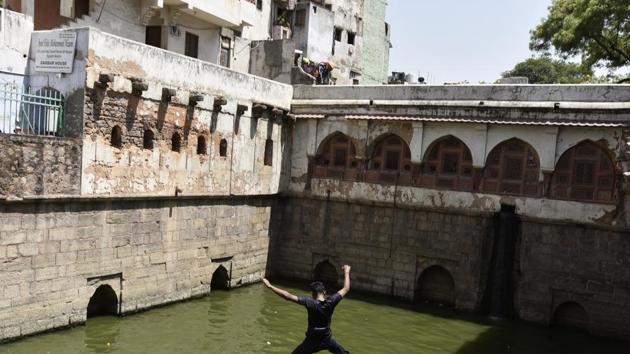 Delhi and north India is reeling through a severe heatwave. (Burhaan Kinu/HT PHOTO) Delhi and north India is reeling through a severe heatwave. (Burhaan Kinu/HT PHOTO)