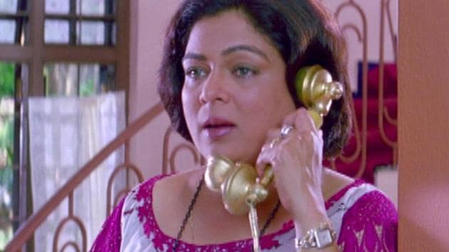 IANS, quoting a family source, reports that the actor died early Thursday. She was 59.