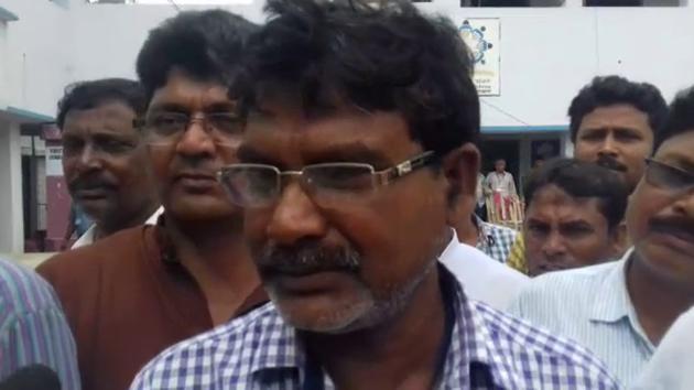 Asadul Islam triggered controversy on Wednesday after he announced his decision to switch camps even before being handed over the victory certificate. (HT Photo) Asadul Islam triggered controversy on Wednesday after he announced his decision to switch camps even before being handed over the victory certificate. (HT Photo)