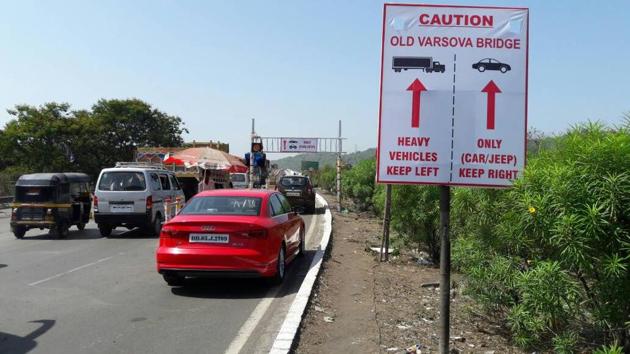 According to NHAI figures, around 50,000 vehicles use the bridge built over the Versova creek daily. (Azim Tamboli) According to NHAI figures, around 50,000 vehicles use the bridge built over the Versova creek daily. (Azim Tamboli)