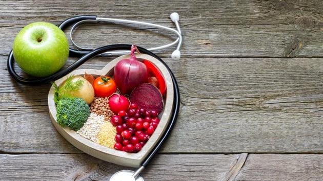 A healthy diet is important to ward off cardiovascular disease.(Shutterstock)