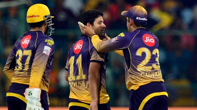 Kolkata Knight Riders captain Gautam Gambhir (R) congratulates Piyush Chawla (C) for the dismissal of Sunrisers Hyderabad (SRH) captain David Warner for 37 runs during their 2017 Indian Premier League (IPL) eliminator match at M Chinnaswamy Stadium in Bengaluru on Wednesday. (AFP) Kolkata Knight Riders captain Gautam Gambhir (R) congratulates Piyush Chawla (C) for the dismissal of Sunrisers Hyderabad (SRH) captain David Warner for 37 runs during their 2017 Indian Premier League (IPL) eliminator match at M Chinnaswamy Stadium in Bengaluru on Wednesday. (AFP)