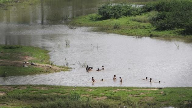 Several drowning incidents have been reported in the recent past from Faridabad’s Surajkund area where people come for picnics.(HT FILE)