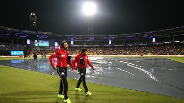After the rains stopped, umpires called for a 12.55 am resumption of play. (BCCI)