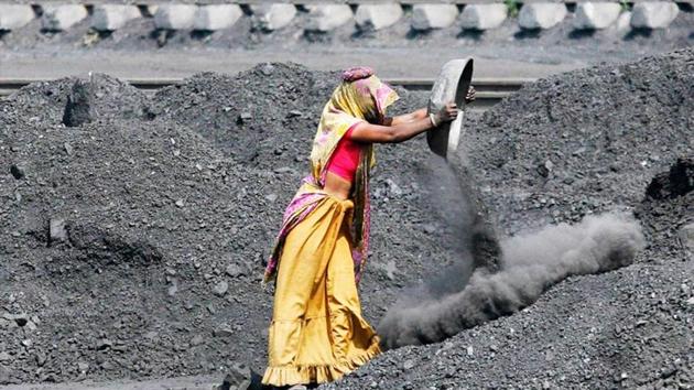 The CBI charged that KSSPL, which was allocated a coal block in Madhya Pradesh, had misrepresented its net worth and existing capacity, adding that state government had also not recommended the firm for the allocation of any coal block.(HT File Photo)