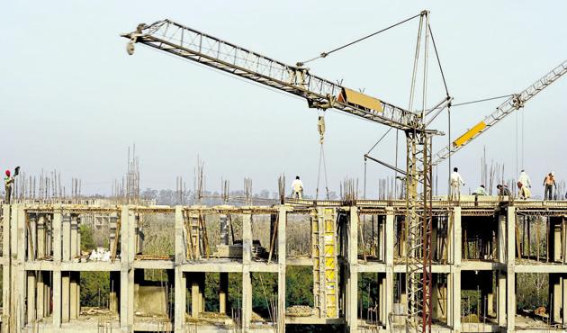 Delhi government says that two of the total five zones identified for land pooling have the required physical and economic characteristics to evolve as self-sufficient sub-cities. (HT Photo) Delhi government says that two of the total five zones identified for land pooling have the required physical and economic characteristics to evolve as self-sufficient sub-cities. (HT Photo)