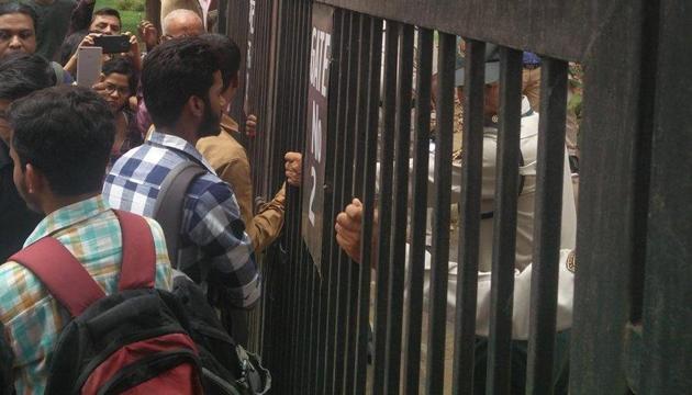 Some students claimed they were not being allowed inside the IIMC campus. (HT Photo) Some students claimed they were not being allowed inside the IIMC campus. (HT Photo)