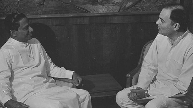 Prime Minister Rajiv Gandhi with Sri Lanka PM Ranasinghe Premadasa in 1988. He signed Indo-Sri Lanka accord in 1987 to help the Sri Lankan government end the civil war between Liberation Tigers of Tamil Eelam (LTTE) and the Sri Lankan military.  (SN SINHA/ht photo) 