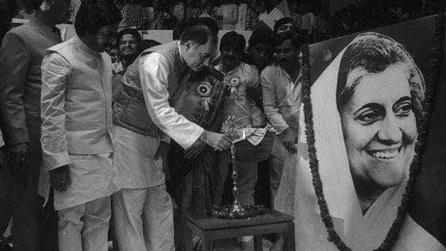 Rajiv Gandhi became the youngest prime minister of India at the age of 40 after the assassination of her mother Indira Gandhi in 1984.  (virendra prabhakar/ht photo) 