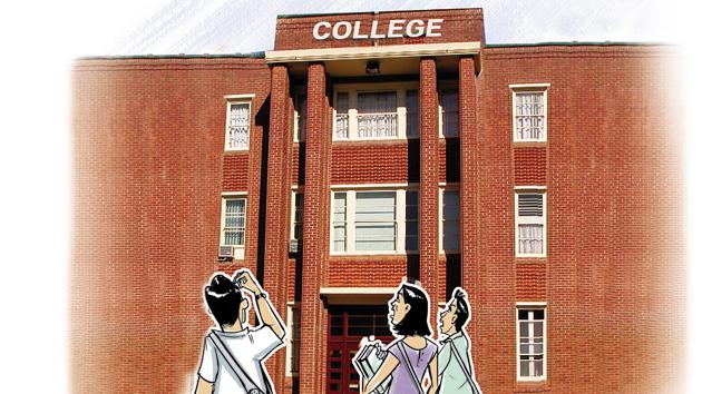 Students appearing for the IIT JEE needed to score at least 75% in their HSC exams or be in the top 20 percentile of the state board exams to be eligible for the examinations. However, their admission to IIT will not depend on their Class 12 marks. (HT File Photo) Students appearing for the IIT JEE needed to score at least 75% in their HSC exams or be in the top 20 percentile of the state board exams to be eligible for the examinations. However, their admission to IIT will not depend on their Class 12 marks. (HT File Photo)