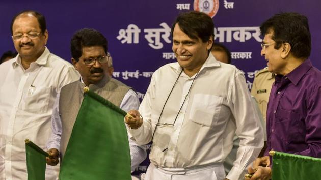 Union railway Minister Suresh Prabhu flags off the train. (Kunal Patil/HT Photo) 