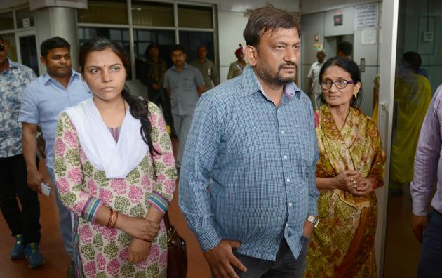 Deceased IAS officer Anurag Tiwari’s brother Mayank, mother Sushila and wife Subhra met UP CM Adityanath on May 22, asking for a CBI probe into his death.(Ashok Dutta/HT File Photo)