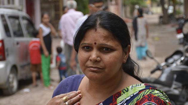 Alpana Devi, a teacher, who was returning from her school, was targeted by bikers in Sector 23 of Raj Nagar and robbed of her gold chain (Sakib Ali/HT Photo) Alpana Devi, a teacher, who was returning from her school, was targeted by bikers in Sector 23 of Raj Nagar and robbed of her gold chain (Sakib Ali/HT Photo)