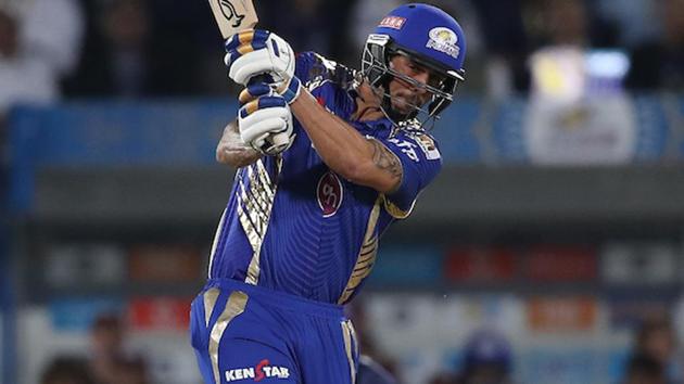 Mitchell Johnson of Mumbai Indians in action against Rising Pune Supergiant. (BCCI)