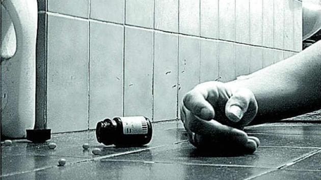 A case has been registered against Chandra under Sections 302 (murder), 309 (attempting suicide) and 306 (abetment of suicide) of the Indian Penal Code (IPC). (PTI REPRESENTATIVE IMAGE) A case has been registered against Chandra under Sections 302 (murder), 309 (attempting suicide) and 306 (abetment of suicide) of the Indian Penal Code (IPC). (PTI REPRESENTATIVE IMAGE)
