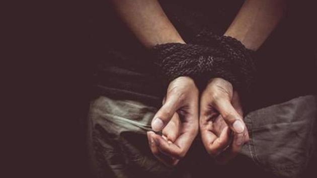 With police teams hot on their chase, the abductors sensed trouble and dumped their car and escaped around 1pm. (HT Representative Photo/Shutterstock) With police teams hot on their chase, the abductors sensed trouble and dumped their car and escaped around 1pm. (HT Representative Photo/Shutterstock)