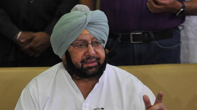 Punjab Chief Minister Amarinder Singh on Tuesday expressed dismay over the ’poor’ results of Class 10 exams conducted by the Punjab School Education Board (PSEB), in which over 40% of the students failed. (Keshav Singh/HT file) Punjab Chief Minister Amarinder Singh on Tuesday expressed dismay over the ’poor’ results of Class 10 exams conducted by the Punjab School Education Board (PSEB), in which over 40% of the students failed. (Keshav Singh/HT file)