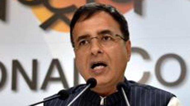 Congress leader Randeep Singh Surjewala sad Major Gogoi had exemplified a high level of presence of mind and daring, two important attributes of a good army officer. (Arun Sharma/HT File PHOTO) Congress leader Randeep Singh Surjewala sad Major Gogoi had exemplified a high level of presence of mind and daring, two important attributes of a good army officer. (Arun Sharma/HT File PHOTO)