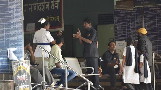 The Sion Hospital was closed when doctors went on a strike in Mumbai in March this year.(Arijit Sen/HT Photo)