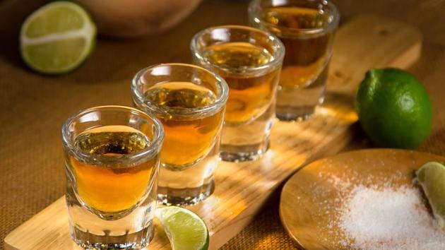 Mumbai is now home to a number of eateries that offer affordable alcohol.(Photo: Shutterstock)