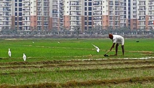 The Karnataka government insists there should be changes to several clauses in the UPA law, including the provisions on the social impact assessment. (HT file) The Karnataka government insists there should be changes to several clauses in the UPA law, including the provisions on the social impact assessment. (HT file)
