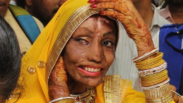 Lalita at the Thane marriage registration office. (Praful Gangurde/HT PHOTO) 