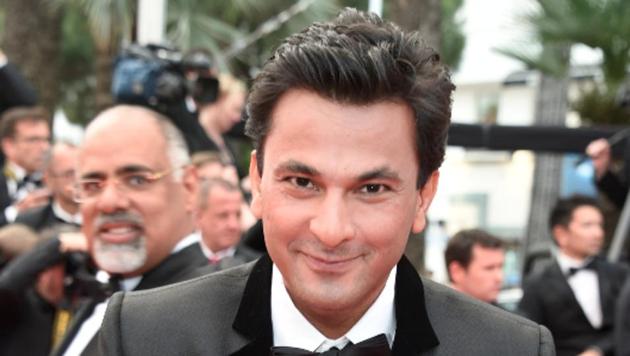 Chef Vikas Khanna set out to pursue his American dream with just clothes on his back.